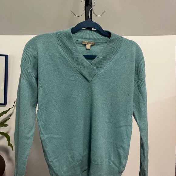 Seafoam Cashmere Burberry Sweater - Picture 1 of 9